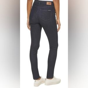 Calvin Klein Jeans Ladies' High Rise- Delmar Dark Wash Blue Size 16 NWT MSRP $35